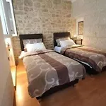 Studio Apartment In City Center